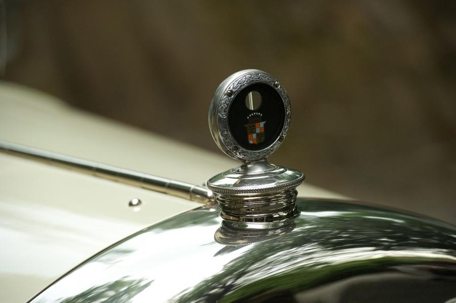 Логотип Cadillac Series 314 Phaeton 1926 года  (фото 14 из 28)